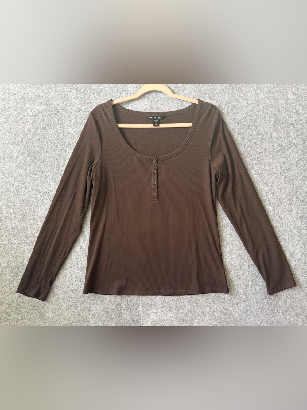 Athleta Women's Brown Long Sleeve Scoop Henley